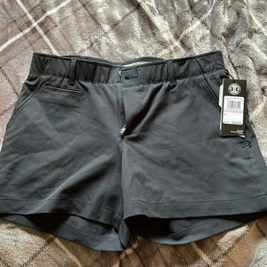 Black Under Armor Gold Shorts! 4”